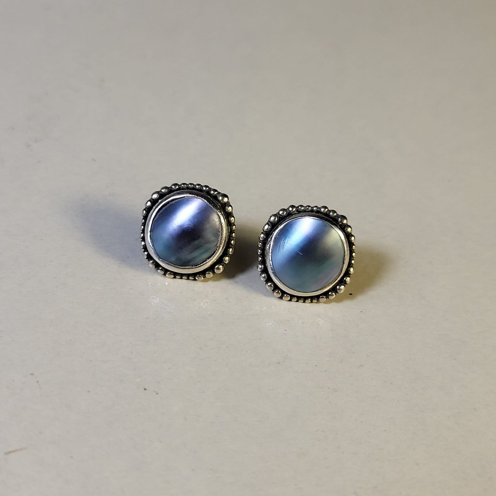 JGU Sterling Silver Blue Mother of Pearl Stud Earrings Iridescent Beaded